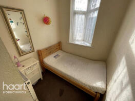 15a, High Street, Hornchurch RM11 1TP