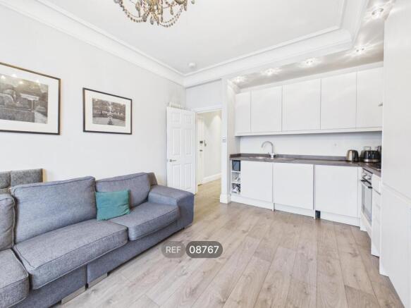 Kitchen/Living area