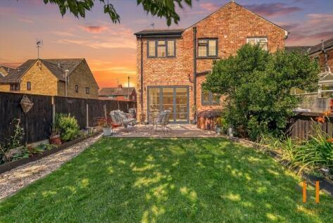 Coval Lane, Chelmsford, CM1