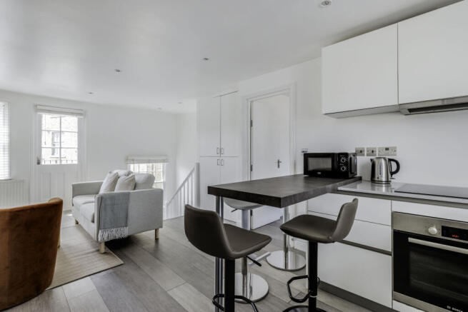Apartment in London - View 3