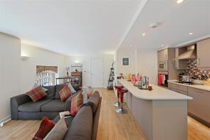 Flat 28a, 4 The Grainstore, Western Gateway, Canning Town, London E16 1BA