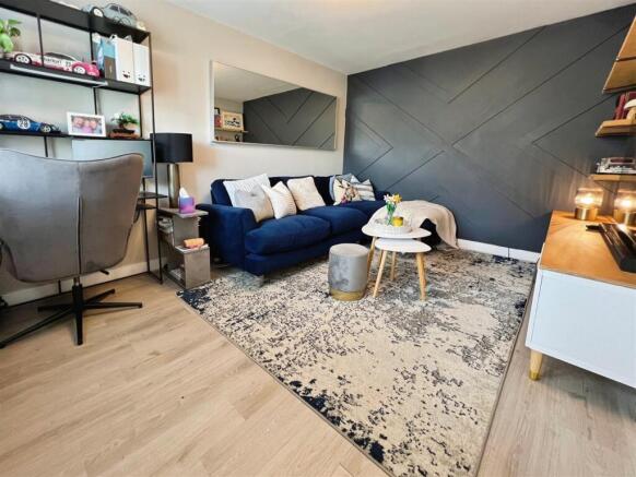 Brompton Drive, Apperley Bridge, BD10 0DQ photo 4