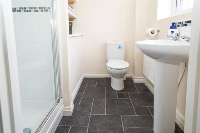 Master Ensuite