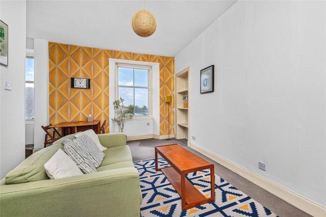 Lounge/ Kitchen