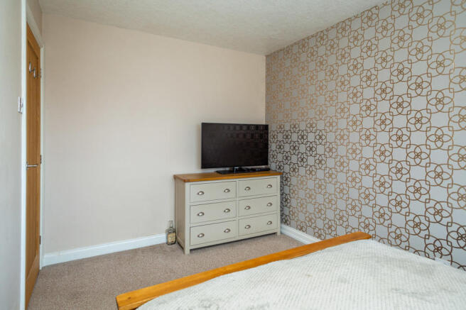Bedroom 1b