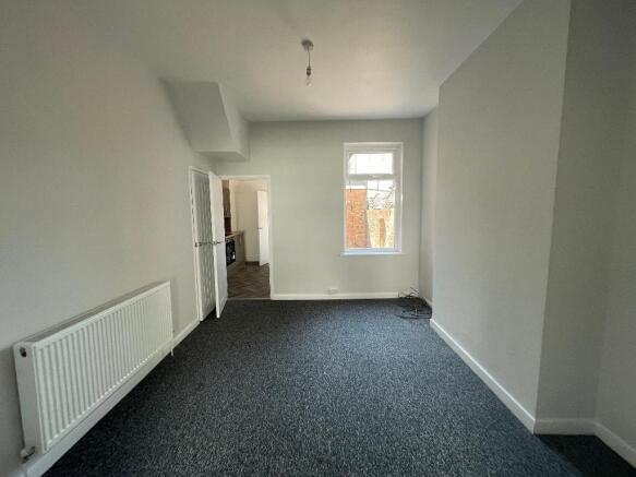 3 bed Terraced to rent Image 7