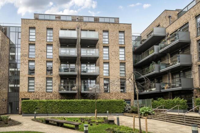 1420597-3-69a82173310a5