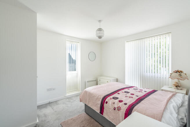 1 bed Apartment for sale Image 11