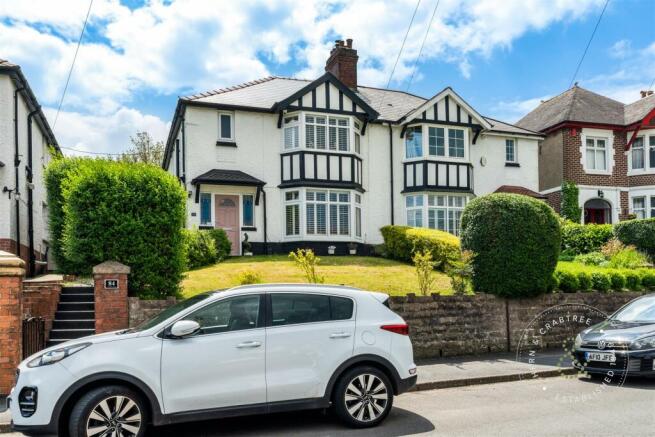St Martins Road, Caerphilly, Hern Crabtree (31).jp