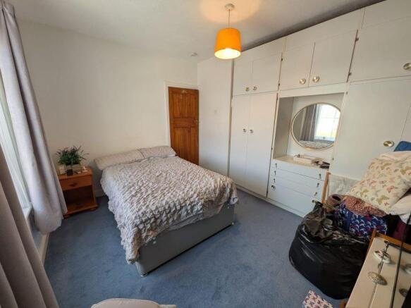 3 bed Terraced for sale Image 5