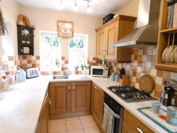 BESPOKE KITCHEN