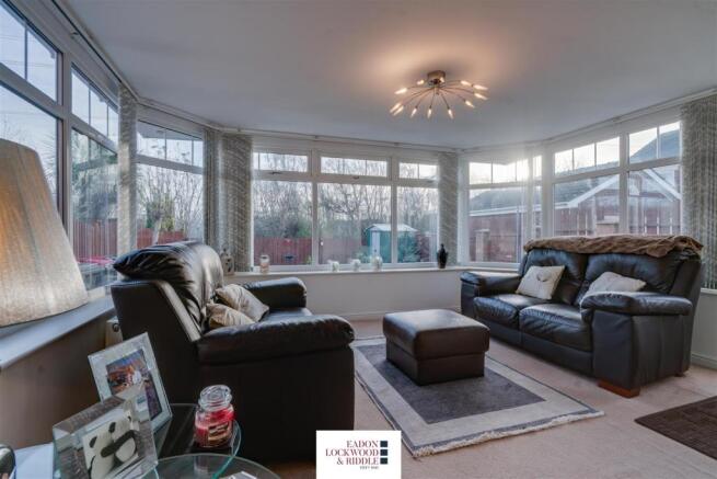 Sitting Room 1.jpg