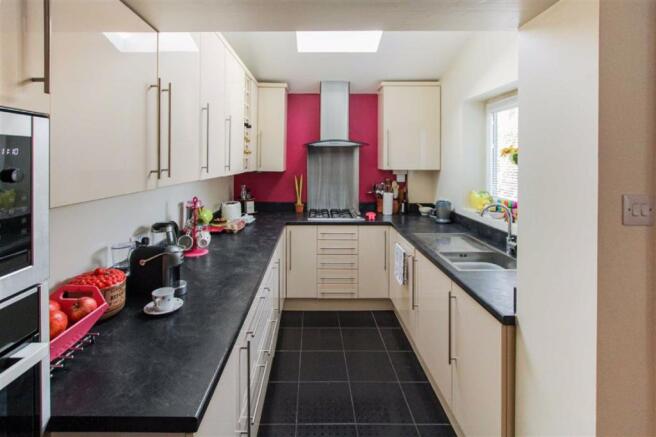 Fitted Kitchen: