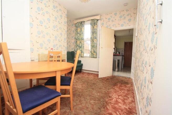 dining room a.JPG