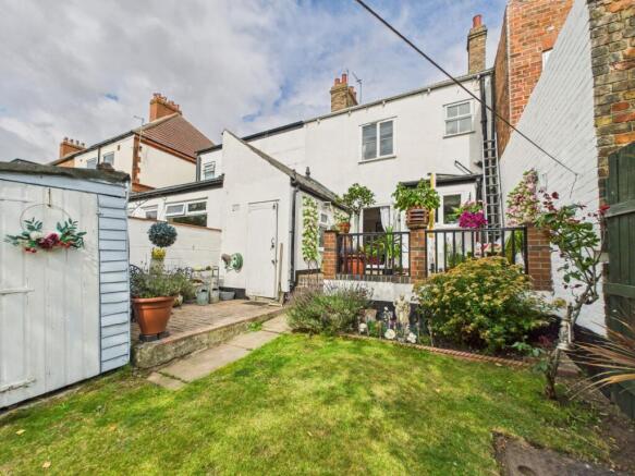 3 Bedroom Town House - For Sale