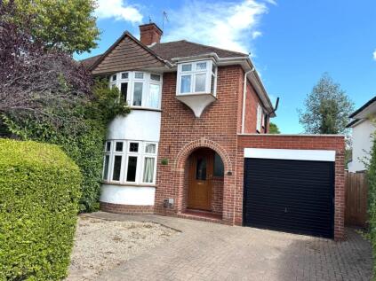 The Crescent, Egham, Surrey, TW20