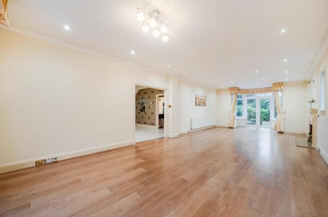 Davidson Frost-Wellings, DFW, Stanmore HIll, Recep