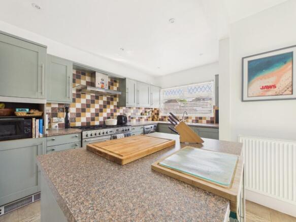 3 bed Semi-Detached for sale Image 7