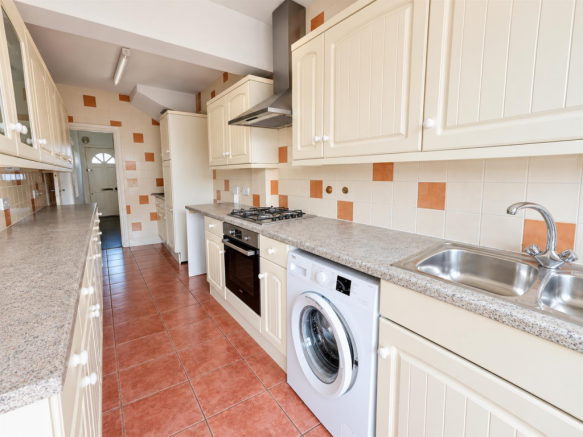 KITCHEN.png