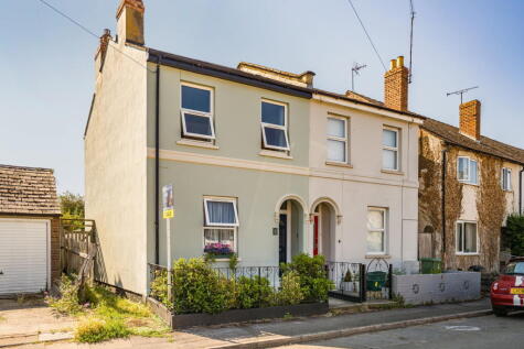 Alstone Croft, Cheltenham, GL51