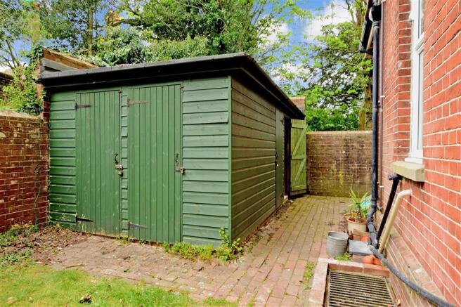 Workshop/Outbuildings