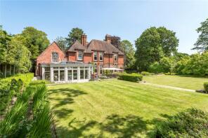 Bexton Lodge, Toft Road, Knutsford WA16 9ED