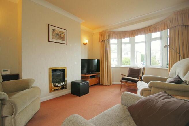 3 bed Semi-Detached for sale Image 6