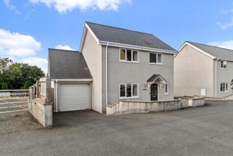 Llandissilio, Clynderwen, SA66
