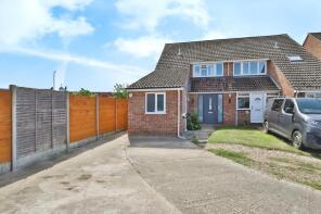 7, Iwerne Close, Bournemouth BH9 3PW