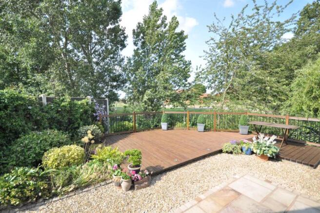Garden2.JPG