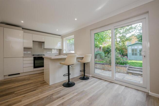 Kitchen/Dining Room