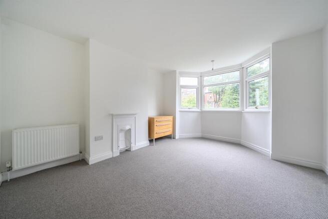 3 bed Semi-Detached for sale Image 12