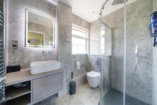 Ensuite Shower Room
