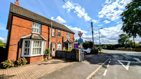 Liphook Road, Lindford, Hampshire, GU35