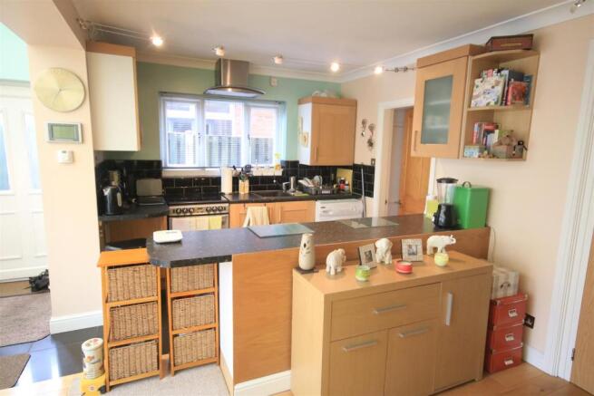 DINING KITCHEN