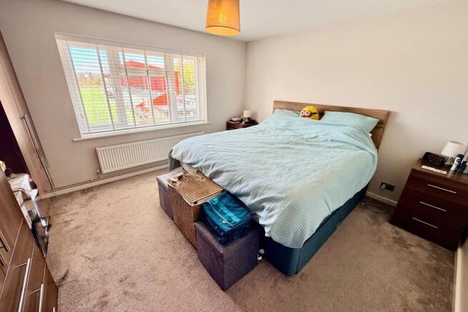 Woodside Road, Worthing, West Sussex, BN14 7HQ - More