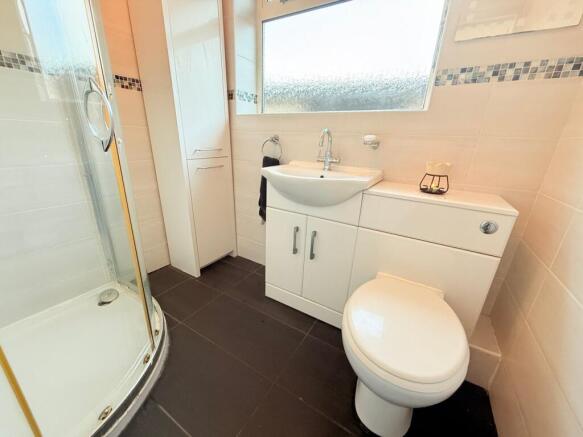 2 bed Bungalow for sale Image 8