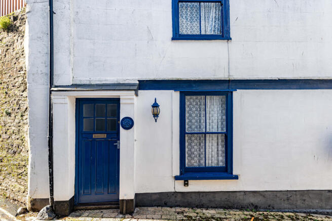 23 Front House.JPG