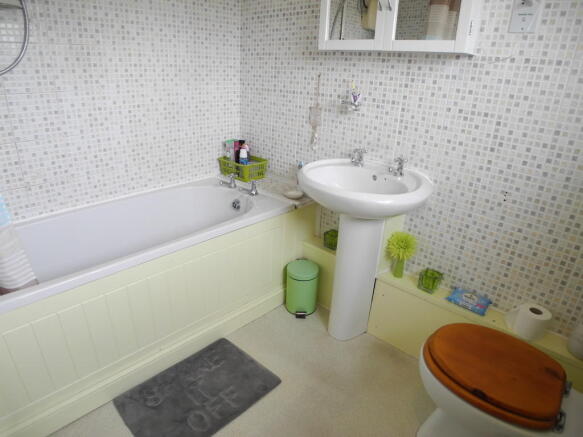 Photo 6