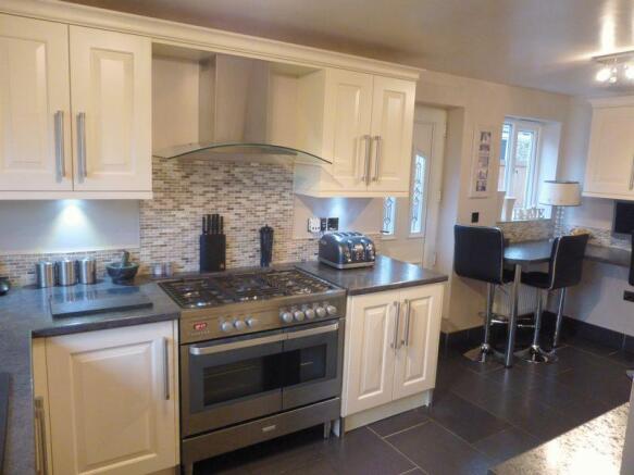 Fitted Kitchen