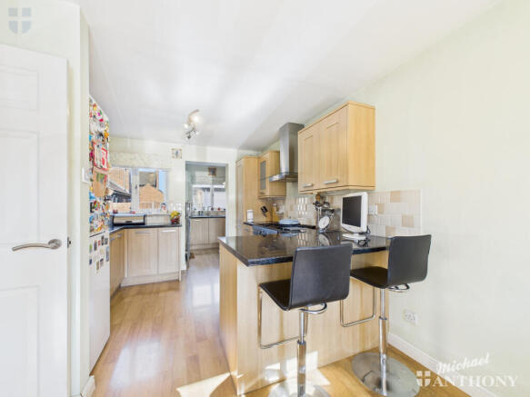 CAM03218G0-PR0603-STILL005