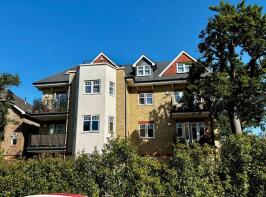 Flat 5, 4 Fairlie Lodge, Oaklands Road, Bromley BR1 3SL