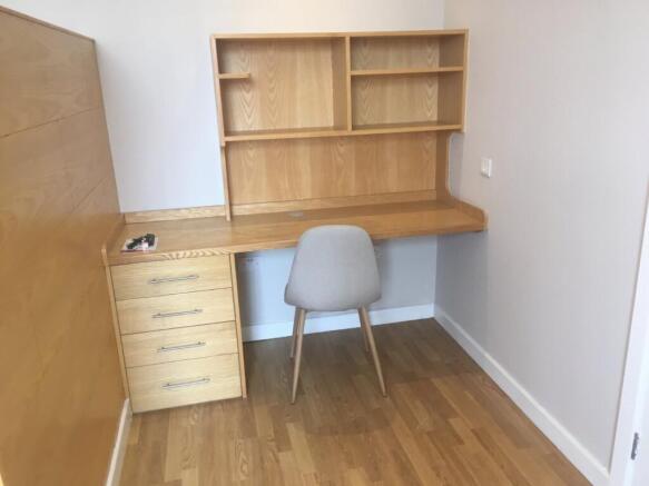 1 bed Apartment to rent Image 6