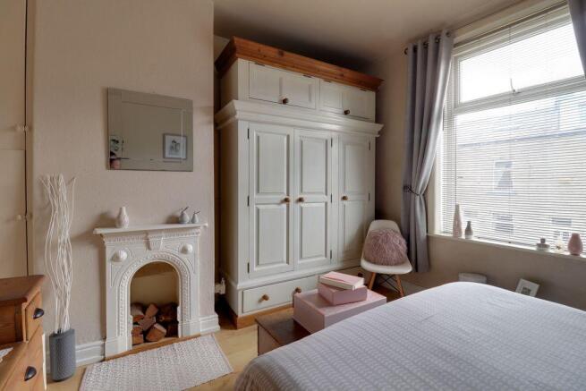 Bedroom 1 (Double)