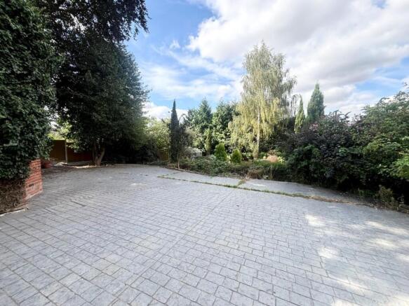 Parking/ Garden