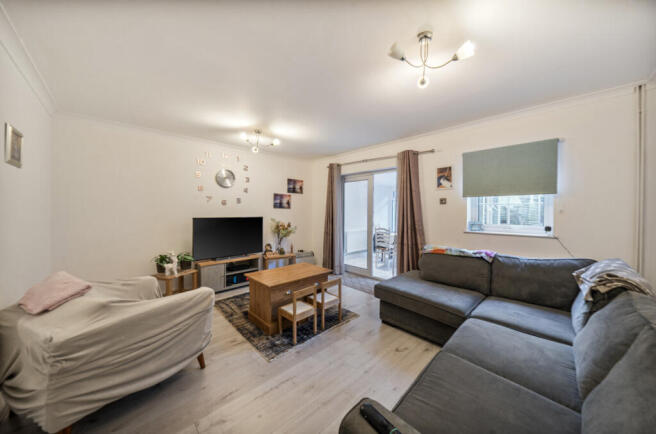 1404499-4-697a30a...