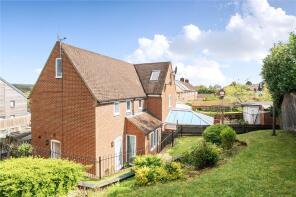 30b Downs View, St Margarets Mead, Marlborough SN8 4BA