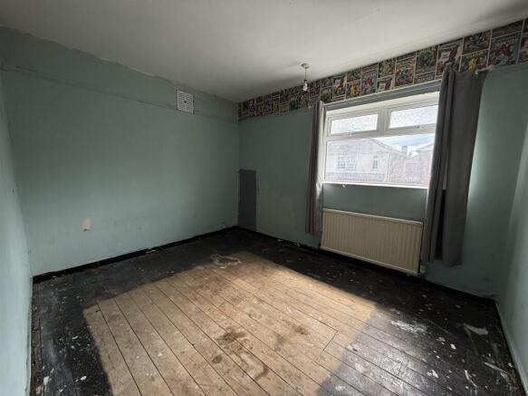 3 bed Semi-Detached for sale Image 7