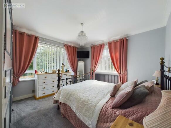 Bedroom 1 .1.jpg