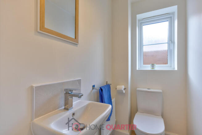2 bed Semi-Detached for sale Image 9